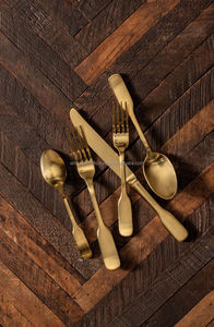 Ensemble de couverts de service en laiton massif fait main avec manche en bambou, style rustique vintage doré, pour une décoration intérieure durable et luxueuse - Product Image 6