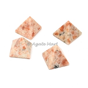 Pirámides de ágata musgosa 25-30mm Tamaño personalizado venta al por mayor cristales a granel artesanías Feng Shui Jade Reiki rocas minerales pirámides de musgo - Product Image 5