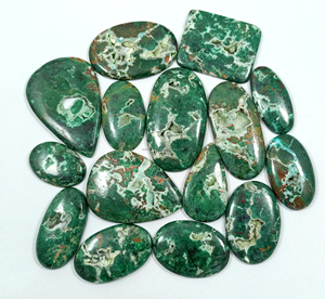 High Quality Loose Natural Australian Malachite Druzy Gemstone Mix Shape Cabochon Green for Jewelry Making Wholesale Gems - Product Image 3