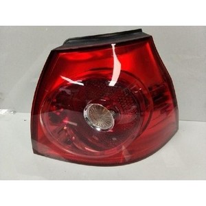 Feu arrière droit de golf d'occasion OEM 1K6945096AC - Product Image 1