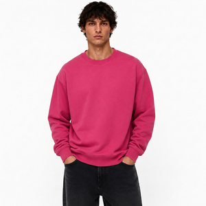 Sudadera personalizada para hombre de forro polar grueso con cuello redondo, efecto lavado desgastado, gráfico personalizado en la espalda y dobladillo acanalado. - Product Image 3