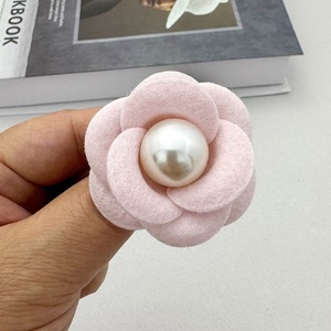 Broche de Rosa de Lana Sintética con Perlas Estilo Francés, Elegante Pin Floral para Solapa, Joyería de Alta Calidad para Bodas y Fiestas - Product Image 6