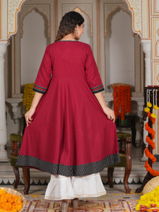 Kurta Anarkali Bordada de Algodón Marrón para Mujer, Cuello con Tres Cuartos de Manga, Ropa Étnica Festiva de Verano, Materiales Reciclados - Product Image 4