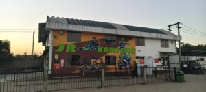 Centre de karting professionnel en intérieur, solutions personnalisées pour arènes de karting, attraction de divertissement de type resort - Product Image 4