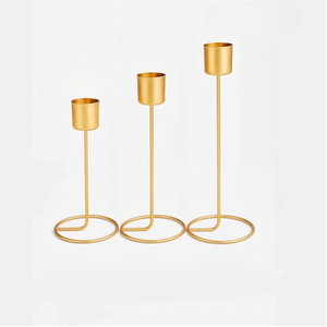 Support à bougies en métal écologique, décoratif, pour la décoration de table, cérémonie de mariage, disponible à la vente - Product Image 1
