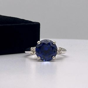 Bague en saphir avec accents de saphir blanc, certifiée IGI, en argent sterling, taille personnalisée, bijou pierre de naissance de septembre, cadeau pour femme - Product Image 5