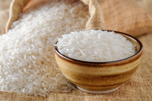Riz blanc cru IR-8 à grains moyens / Riz bruts de première qualité, 3% de riz cassé - Product Image 4