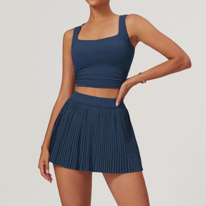 Traje de yoga y tenis para hombre, de secado rápido, transpirable, para deportes al aire libre, fitness, con cobertura de cadera, conjunto de 2 piezas con falda de tenis. - Product Image 6