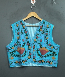 <b>Blue</b> Floral Embroidered Casual Breathable <b>Women</b> Vest Sleeveless <b>Waistcoat</b> Cropped Denim Outerwear - Product Image 1