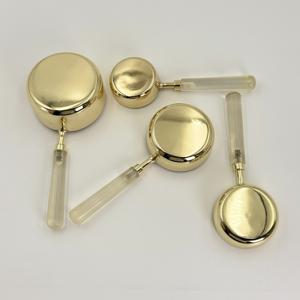 Juego de Tazas y Cucharas Medidoras de Acero Inoxidable con Revestimiento PVD Dorado y Mango de Resina Transparente de Cuatro Piezas, Herramientas Cuantitativas para Hornear y Cocinar - Product Image 5