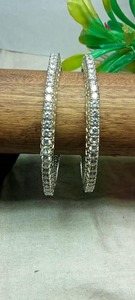 Bracelet jonc en moissanite très demandé pour femmes, bijoux fins avec pierres à taille brillante, disponible au meilleur prix - Product Image 4
