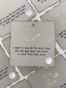 Papel de Algodón Hecho a Mano con Bordes Pintados a Mano, Papel de Arte Premium para Invitaciones de Boda, Venta al Por Mayor en India, OEM - Product Image 5