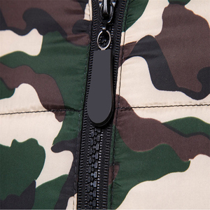 Chaqueta Acolchada con Capucha de Camuflaje para Hombre, Cierre de Cremallera, Resistente al Viento, Estilo Casual para Invierno, Corte Ajustado, Largo Regular, Material de Poliéster - Product Image 4
