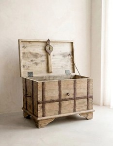 Vintage Heritage <b>Wooden</b> Multi <b>Storage</b> Trunk <b>Chest</b> Box Coffee Table with Metal Fittings for Farmhouse Bedroom Living Room Hotel - Product Image 2