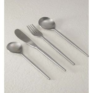 New Design <b>Cutlery</b> <b>Set</b> New Metal Flat Silver Handle Unique Style <b>Travel</b> <b>Cutlery</b> <b>Set</b> Stainless Steel Silver Flatware <b>Set</b> - Product Image 2