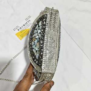 Sac de mariée en métal avec chaînes, pochette tendance, écologique, artisanal, de haute qualité, style antique - Product Image 6