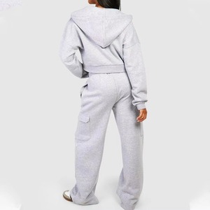 Survêtement de sport pour femmes en molleton de coton de qualité supérieure, vente en gros, service de fabrication de vêtements avec broderie de logo personnalisé OEM et marque privée - Product Image 4