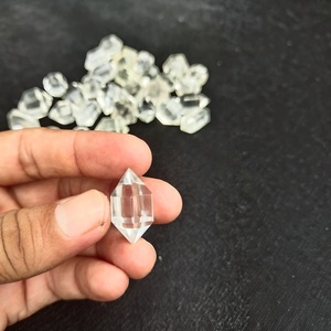 Cristal de Quartz Clair Naturel à Double Terminaison, Pointe de Diamant Polie, Thème Amour, Décoration d'Intérieur, Pierre de Guérison - Product Image 2