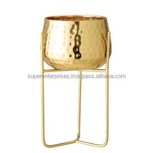 Elegante Macetero Metálico con Soporte para Área de Recepción de Oficina, Presentación Botánica Interior - Product Image 2