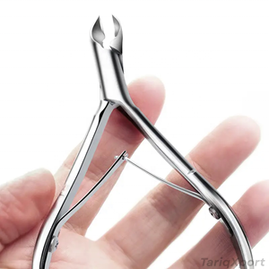 Vente en gros de pinces à cuticules professionnelles en acier inoxydable avec pointe de lame de 7 mm, pinces à cuticules pour l'art des ongles et les soins de manucure avec ressort - Product Image 6