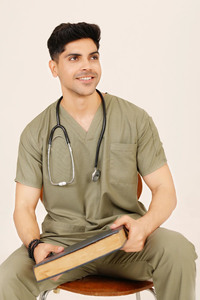 Ensemble de tenue médicale bleue pour homme : Blouse à col en V et pantalon cargo, uniforme d'hôpital en tissu tissé coton/polyester, détection des éclats, sans couture - Product Image 5