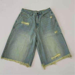 กางเกงขาสั้นผู้ชายสไตล์ดิสเทรส ลุคซักฟอก ทันสมัย ใส่สบาย เหมาะสำหรับใช้ในชีวิตประจำวัน - Product Image 1