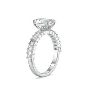 Anillo Moderno de Moissanita Chapado en Oro Rosa y Oro con Corte Radiante en el Centro y Detalles de Baguette - Product Image 5