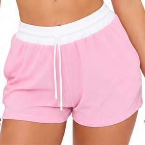 Ensemble haut court et short pour femme personnalisé, avec broderie premium et imprimé lettres, en maille côtelée, décontracté, respirant et à séchage rapide, pour le printemps et l'été - Product Image 6