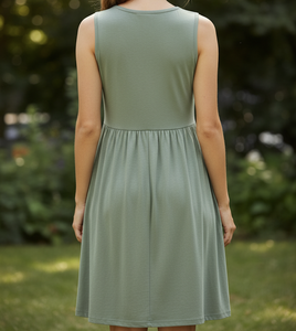 Sleeveless olive-<b>green</b> dress with twist detail. - Product Image 4
