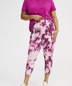 Leggings Capri de Moda Urbana para Mujer, Tejidos, Transpirables, de Cintura Alta, Suaves como la Mantequilla, con Logotipo Personalizado de Marca OEM al por Mayor - Product Image 4