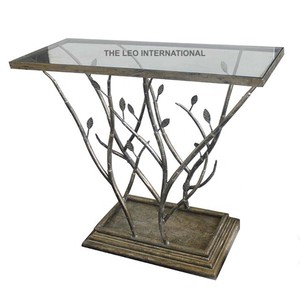 Présentoir sur mesure en verre transparent avec cadre en métal, design élégant, 3 niveaux, mobilier domestique - Product Image 4