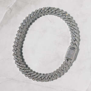 Bracelet chaîne cubaine de luxe 19 mm avec baguettes serties, entièrement glacé de moissanite VVS, bijoux hip-hop - Product Image 1