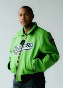 เสื้อแจ็คเก็ตหนัง FLY GEENIUS X VANSON รุ่น Bomber - สไตล์สตรีทแวร์แบบเรียบง่าย กันลมและให้ความอบอุ่น เป็นมิตรต่อสิ่งแวดล้อม - Product Image 4