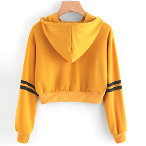Sweat à capuche court d'hiver pour femme, impression de logo personnalisée sur le devant, manches longues, en coton, vente en gros OEM - Product Image 3