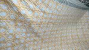 Manta de patchwork Kantha vintage al por mayor, hecha a mano con sari de algodón reciclado, colcha reversible estilo boho para decoración del hogar - Product Image 4