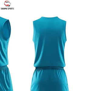 Nuevo diseño de uniforme de baloncesto impreso con logotipo bordado personalizado para entrenamiento - Product Image 5