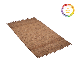 Tapis traditionnel vietnamien en jonc de mer, tissé à la main avec expertise à partir d'herbe côtière séchée au soleil, pour une sensation douce et une structure compacte, en gros. - Product Image 3