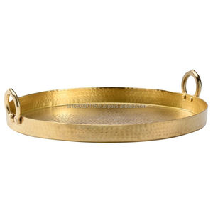 Bandeja de servicio de latón ovalada de diseñador, accesorio funcional elegante con acabado dorado, perfecto para una decoración de comedor elegante moderna - Product Image 4