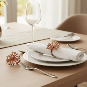 Juego de Servilleteros de Metal con Cuentas de Lujo |   Porta Cubiertos Decorativo de Hierro y Cristal |   Anillos Decorativos para Mesa de Comedor para Fiestas de Boda - Product Image 4