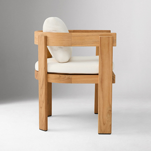 Chaise de salle à manger d'extérieur en bois massif, chaise à accoudoirs durable, chaise en bois naturel pour restaurant et bar - Orsay - Product Image 5