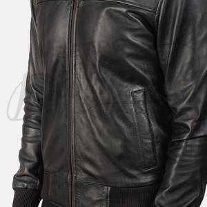 Chaqueta de Cuero Genuino Negra Premium para Hombre con Capucha Desmontable - Chaqueta Casual de Piel de Oveja Genuina de Corte Ajustado con Múltiples Bolsillos - Product Image 6