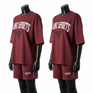 ชุดเสื้อยืดและกางเกงขาสั้นผ้าคอตตอนเจอร์ซีย์พรีเมียมสำหรับผู้หญิง 240 GSM เนื้อผ้านุ่มระบายอากาศได้ดี สีมารูน พิมพ์ลายโลโก้ ชุดสำหรับผู้หญิง - Product Image 4