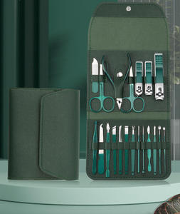 Ensemble de manucure et pédicure haut de gamme, de qualité supérieure, fabriqué sur mesure en acier inoxydable léger, avec emballage personnalisé - Product Image 3