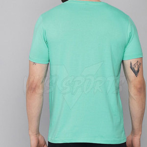 Camiseta cómoda para hombre, ligera, de diseño moderno, para actividades al aire libre y uso diario. - Product Image 2