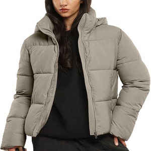 Veste matelassée personnalisée pour femme, fermeture éclair intégrale, vêtements d'extérieur d'hiver, vente en gros, fournisseur d'usine - Product Image 3