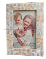 Cadre photo en nacre de qualité supérieure pour l'affichage de photos et la décoration intérieure, disponible pour la vente en gros et la livraison mondiale