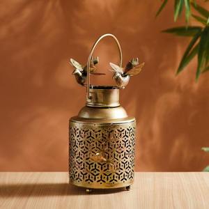 โคมไฟโลหะสีทองตกแต่งลายฉลุทรงกระบอกพร้อมหูจับรูปนก เหมาะสำหรับตกแต่งบ้านและงานอีเว้นท์ นำเข้าจากอินเดีย - Product Image 5