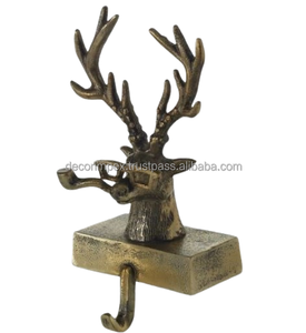 Soporte de calcetín de Navidad negro en forma de reno, oso de peluche de hierro y diseño de flores, soporte de calcetín personalizado de Navidad - Product Image 5