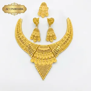 Elegancia Atemporal: Conjunto de Collar con Colgante Chapado en Oro de Inspiración Africana para Mujer, Joyería de Moda para Fiestas y Bodas - Product Image 2