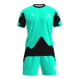 Vêtements de sport confortables pour hommes, uniforme de football 100% polyester, uniforme de football sur mesure pour hommes - Product Image 2